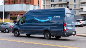 How Matadores Accident & Injury Lawyers Can Help After an Amazon Van or Truck Accident in Bell, CA